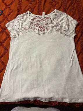 NWT!  White lace top size 1XL